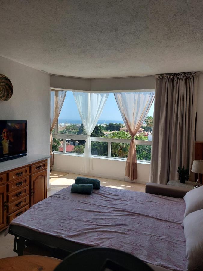 Lovely Apartment In Torremolinos Views Of The Sea, Pool, Terrace, Sofa Bed And Fully Equipped Kitchen Экстерьер фото
